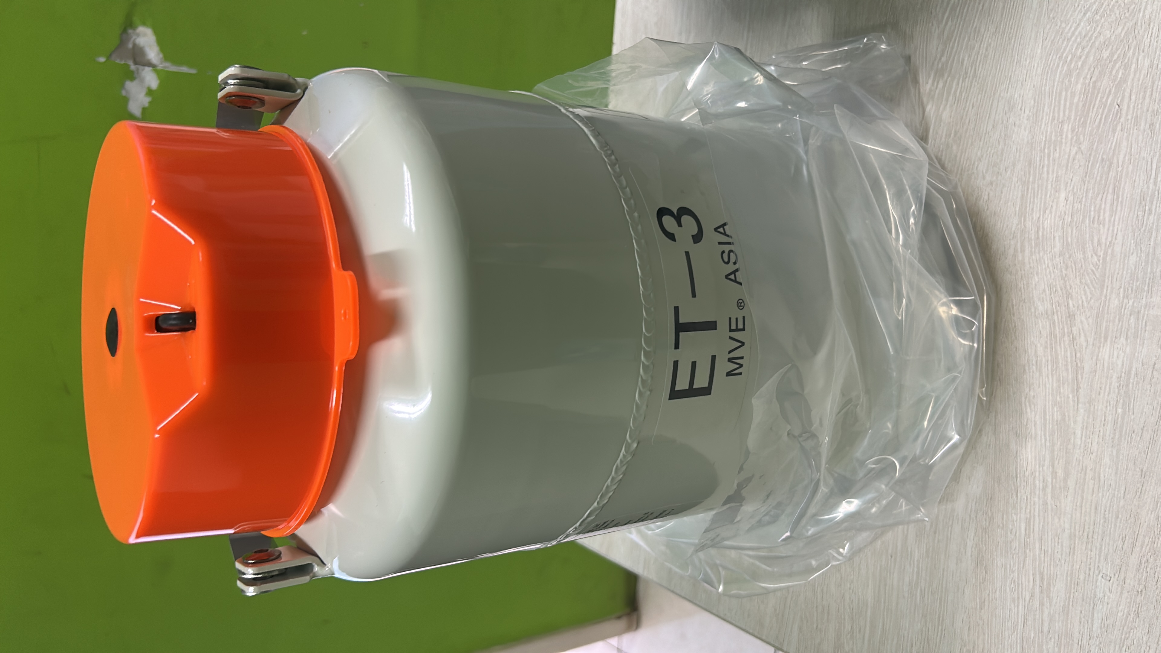 Kontainer nitrogen cair MVE ET-3